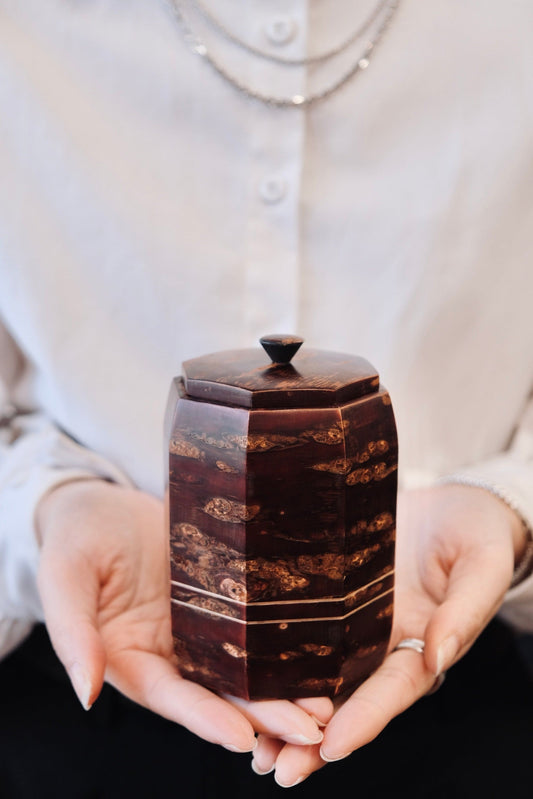 Yatsuyanagi Handmade Sakura Wood Tea Cantainer With Lid