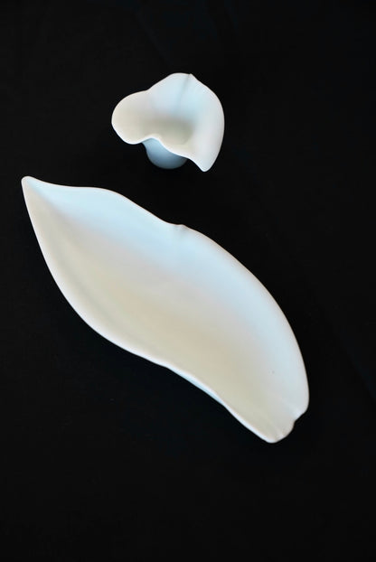 Arita Yaki  Handmade Calla lily shape Series