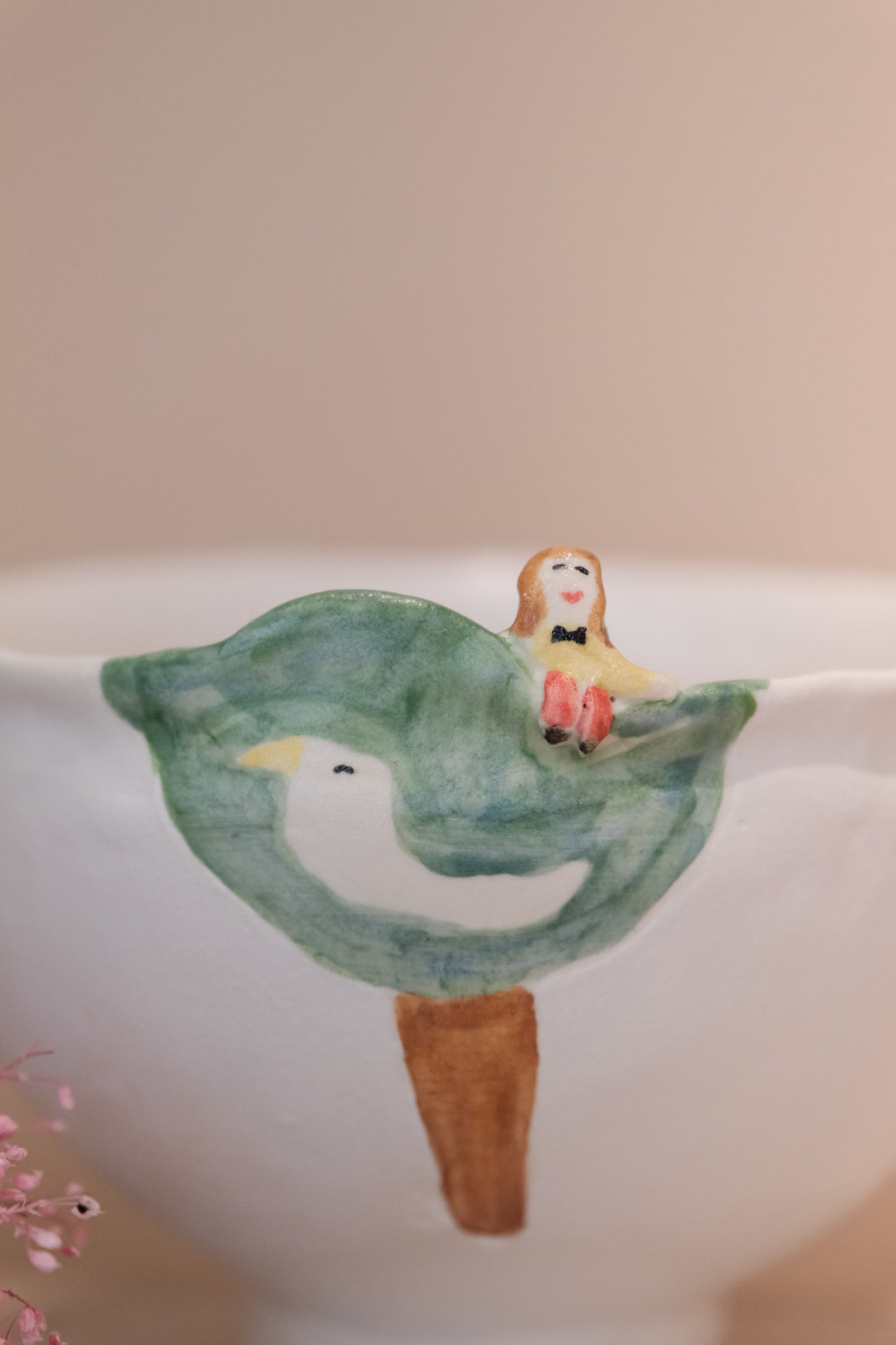Natsumi Muroi 室井夏実- Handmade Sculptural rim detail ceramic bowl #2