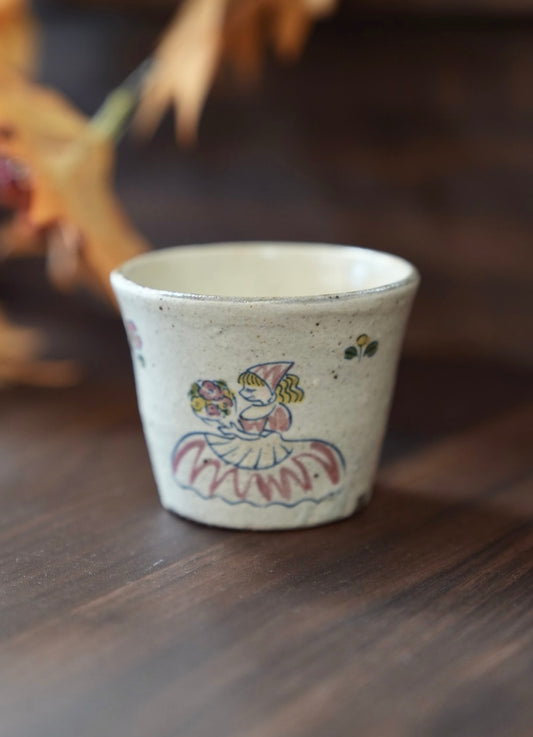 TATA pottery-田中大輝＆田辺桂 Choko Cup (Red Dress Girl)