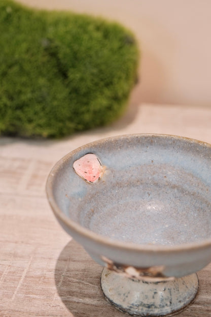 【2026 Exhibition】Acne pottery Studio handmade small goblet cup (Cat & Strawberry)