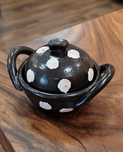 Marushige Touki Nukuta Nabe - Black Dot, Size 7