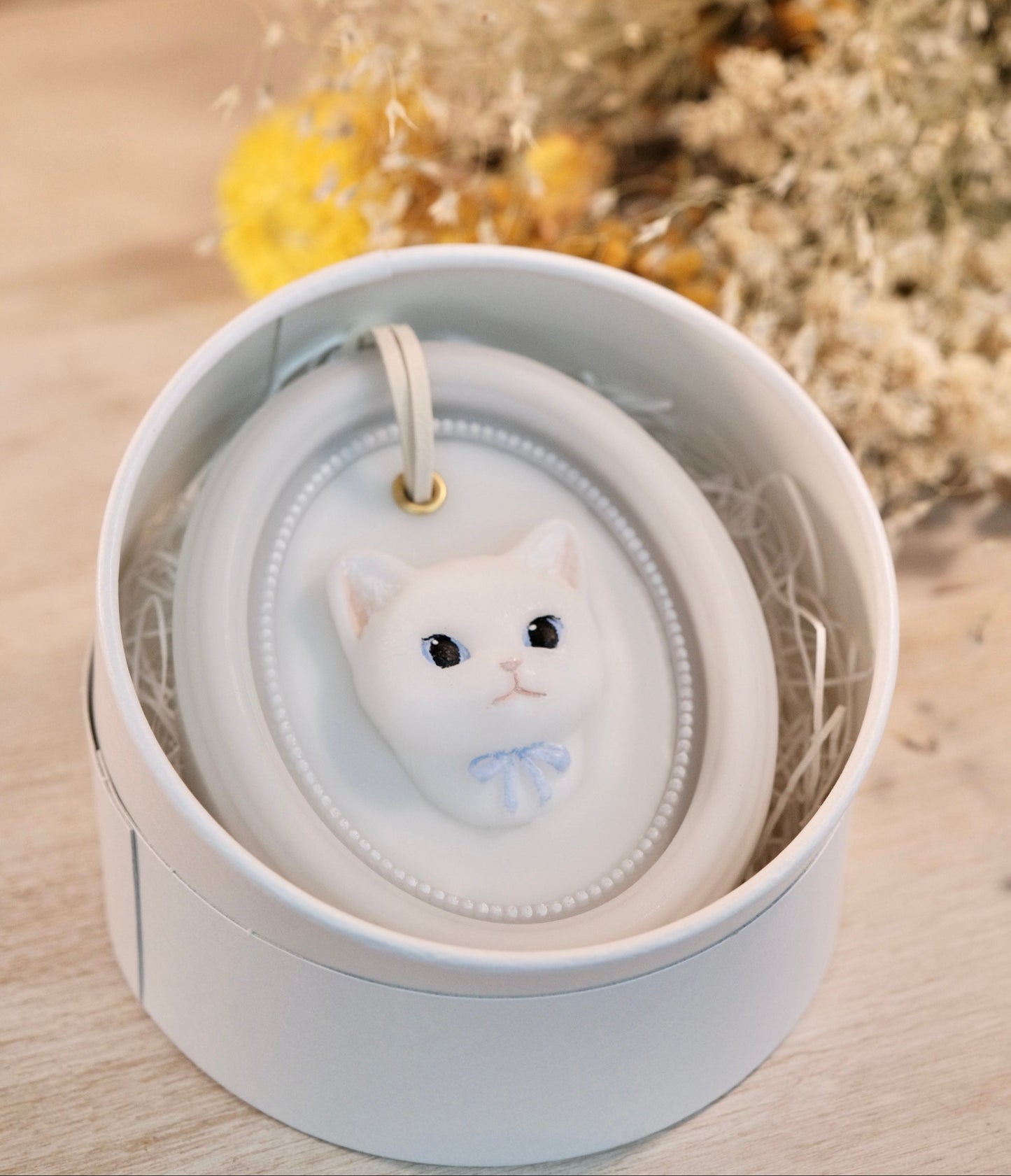 SLOWEL Candle Cat Fragrance Ornament #1