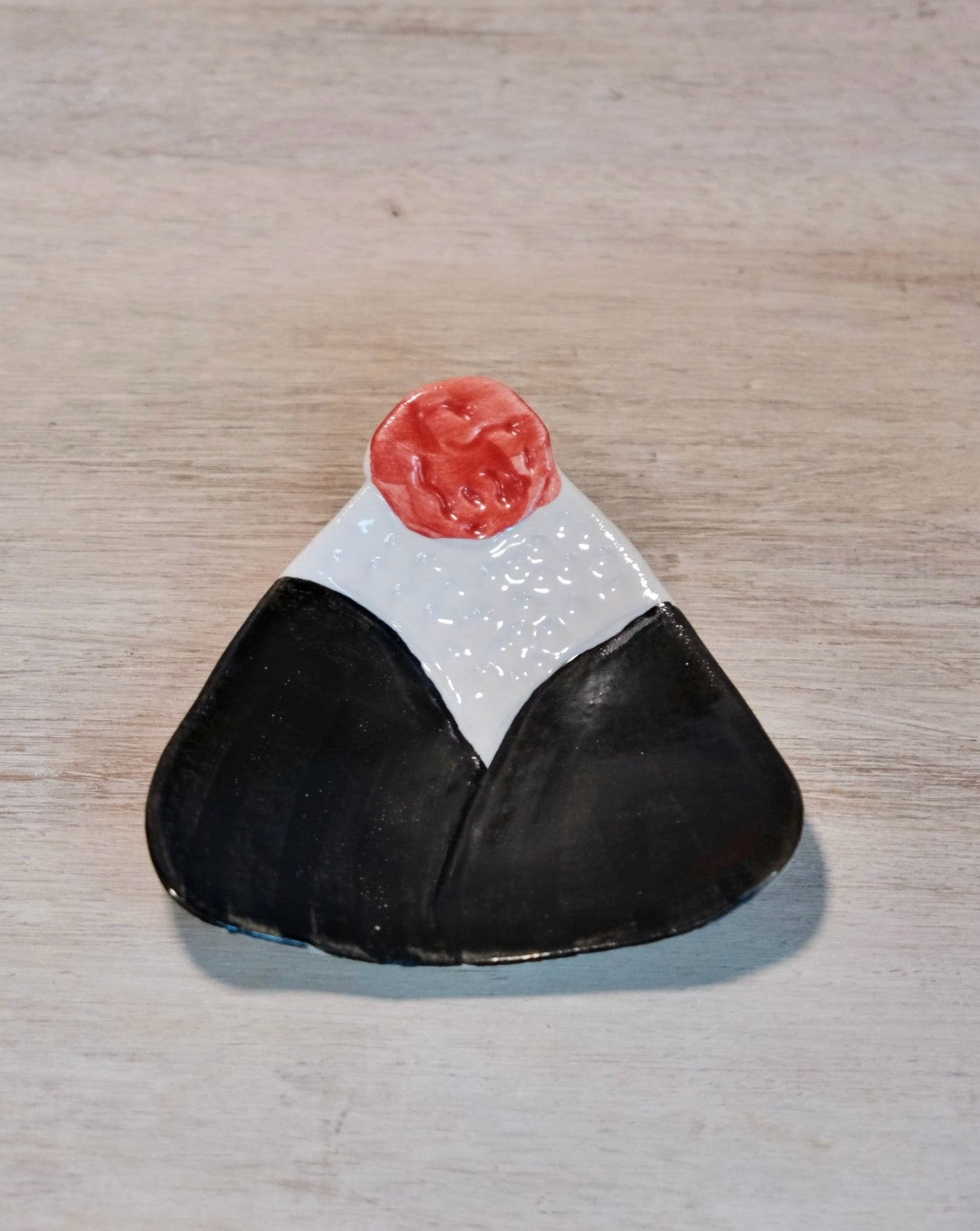 Japan made Mino ware origiri small dish plate