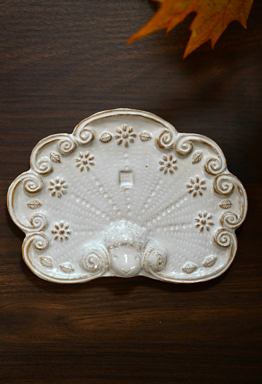 Kielisha-キエリ舎 Handmade Sheep and flower field Dessert Plate