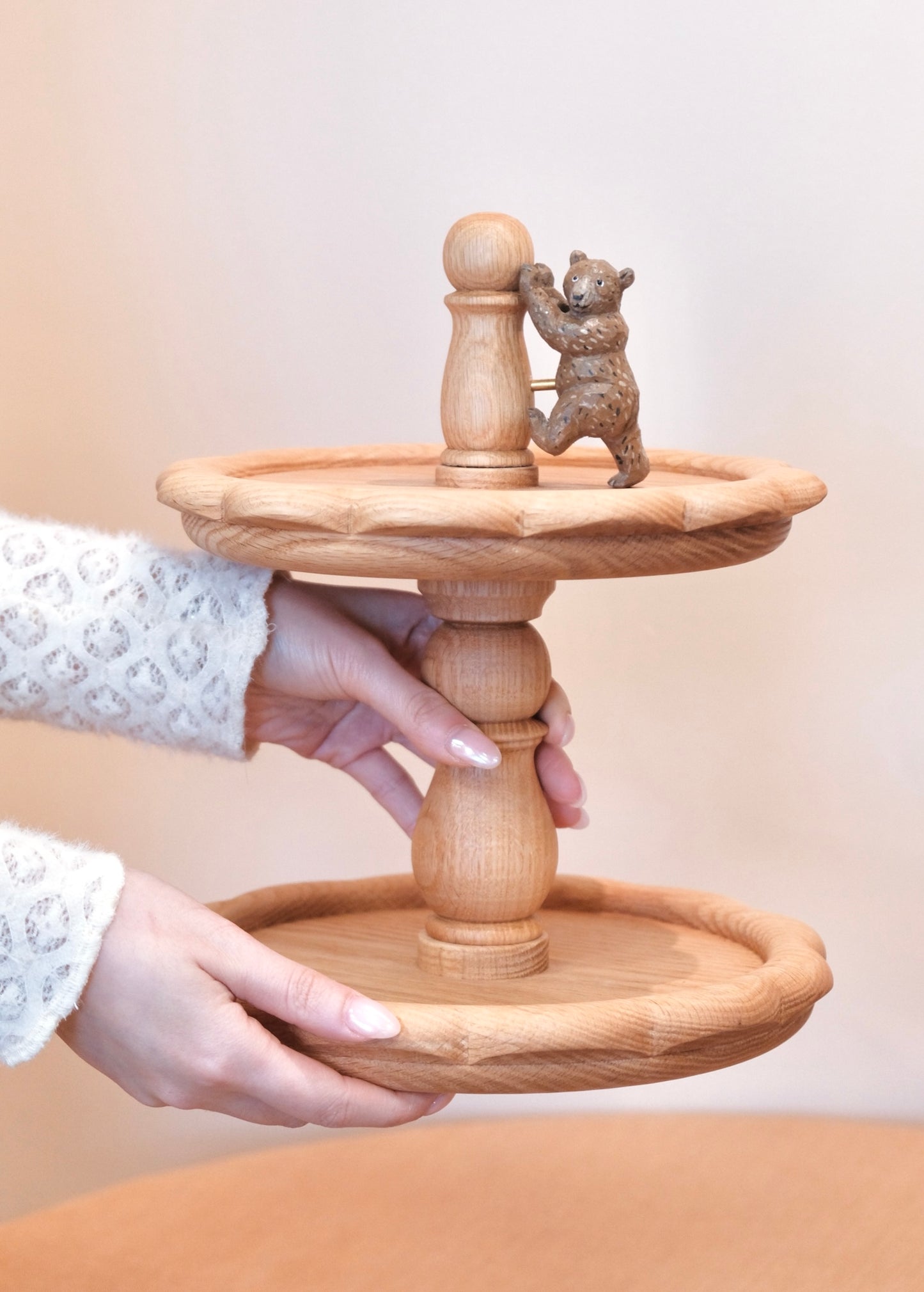Artisans-Rebmob木工-Handmade wood Bear 2-Tier Stand