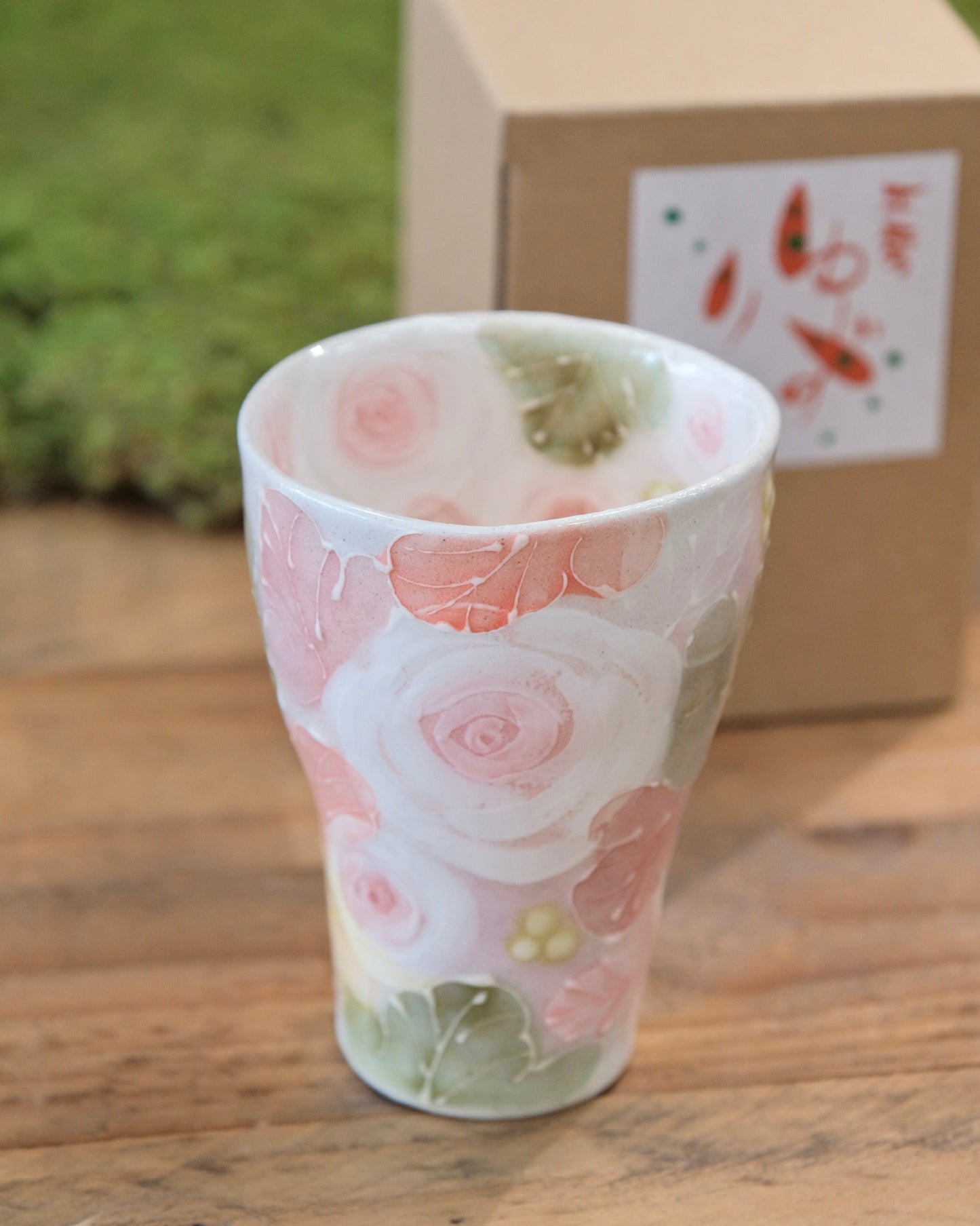 Seto Ware YUZURIHA Flower beer cup