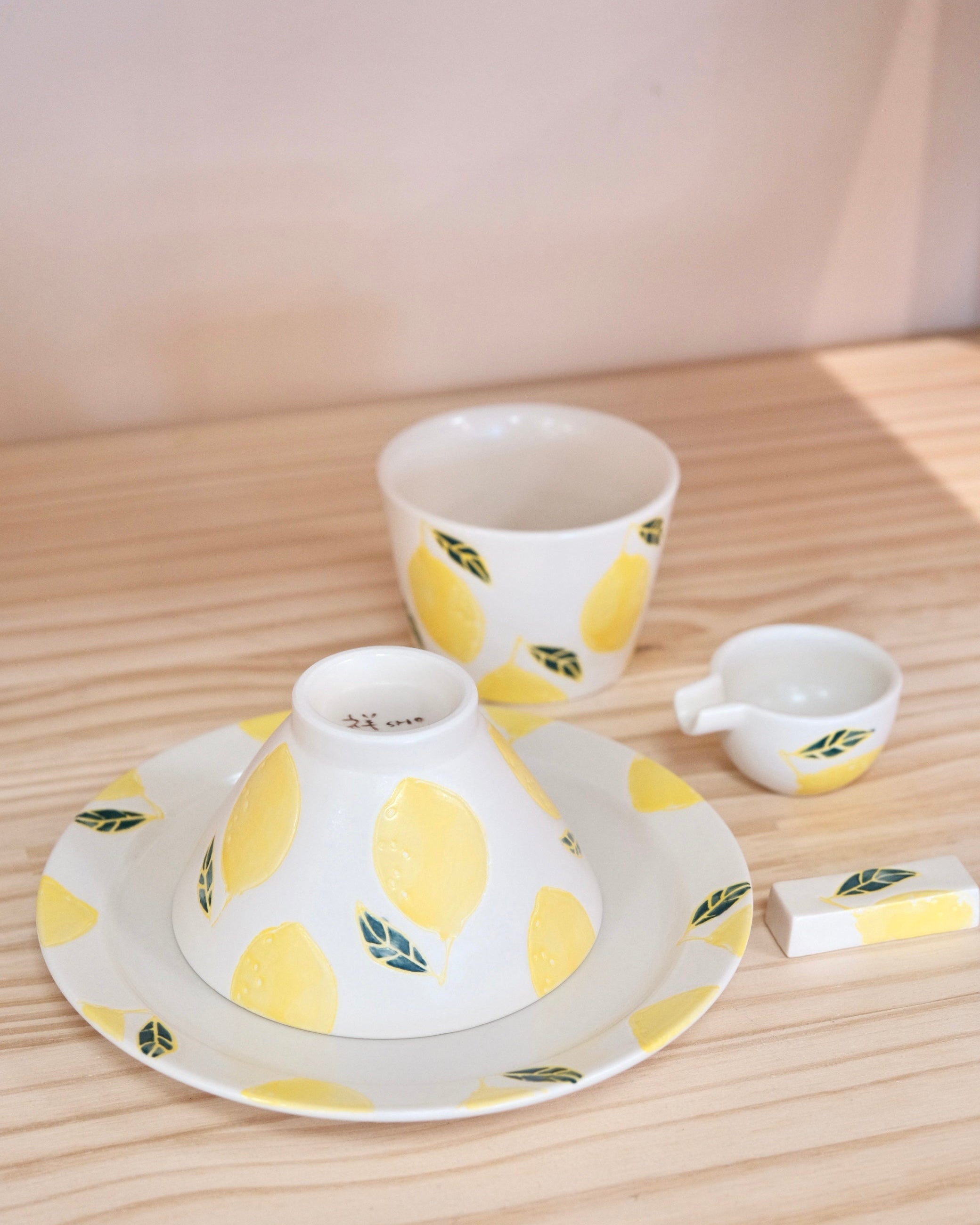 03-4 Gifts $50–$75 – Orange Market Tableware
