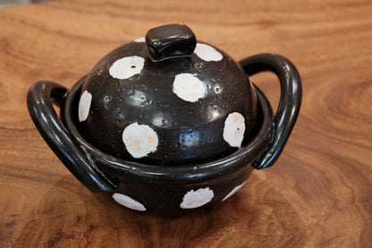 Marushige Touki Nukuta Nabe - Black Dot, Size 7