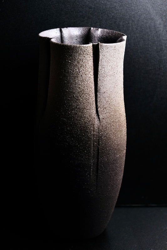 Japan MARUI Shigaraki "Unmelted Snow" Long Vase (Gift Box)