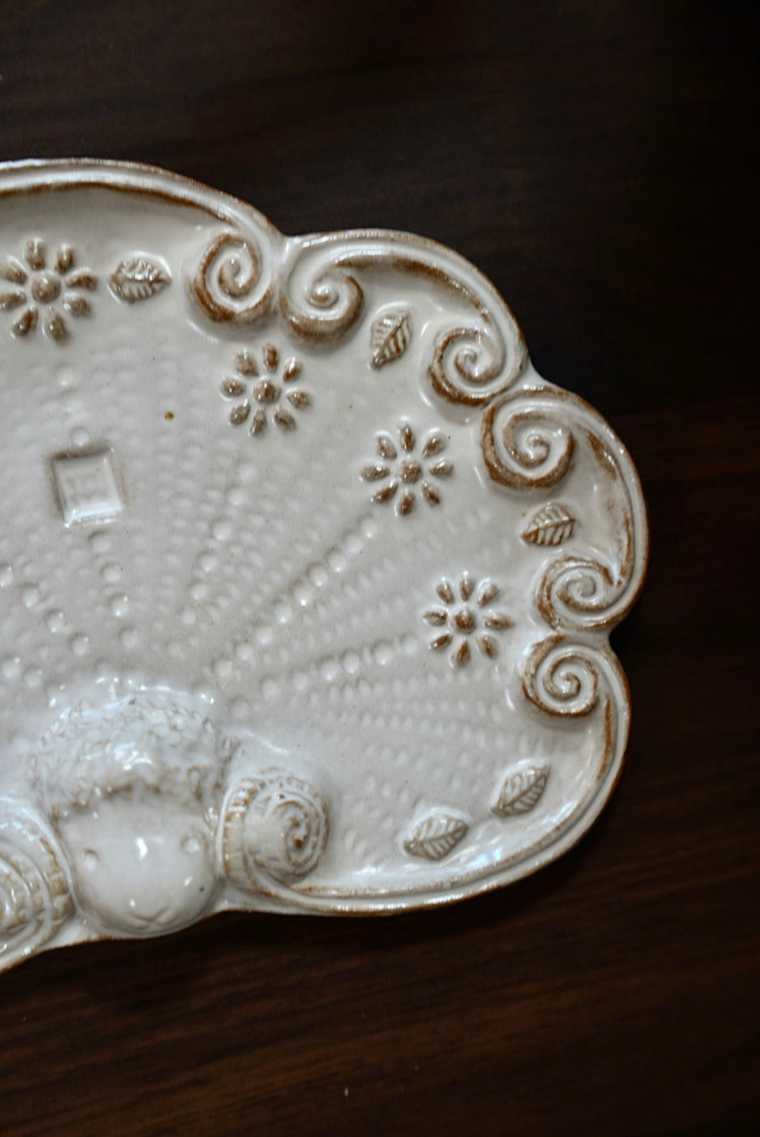 Kielisha-キエリ舎 Handmade Sheep and flower field Dessert Plate