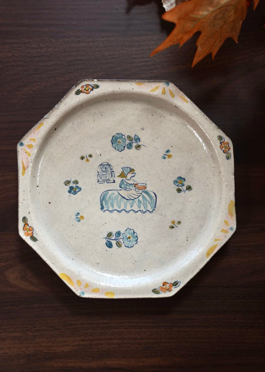 TATA pottery-田中大輝＆田辺桂 8.5 inch/21.5 cm Large Plate (Blue Dress Girl)