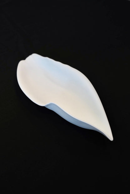 Arita Yaki  Handmade Calla lily shape Series