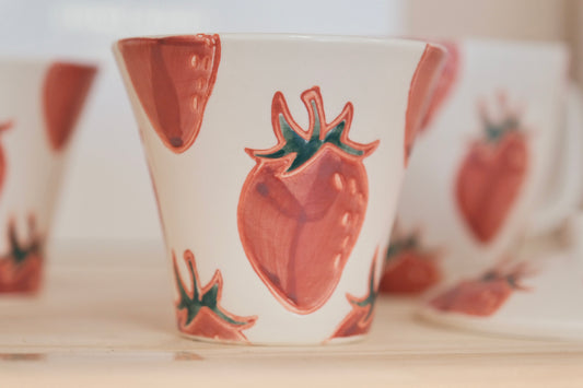 Kikuso Kiln Japan Hasami handcraft Strawberry Tea set