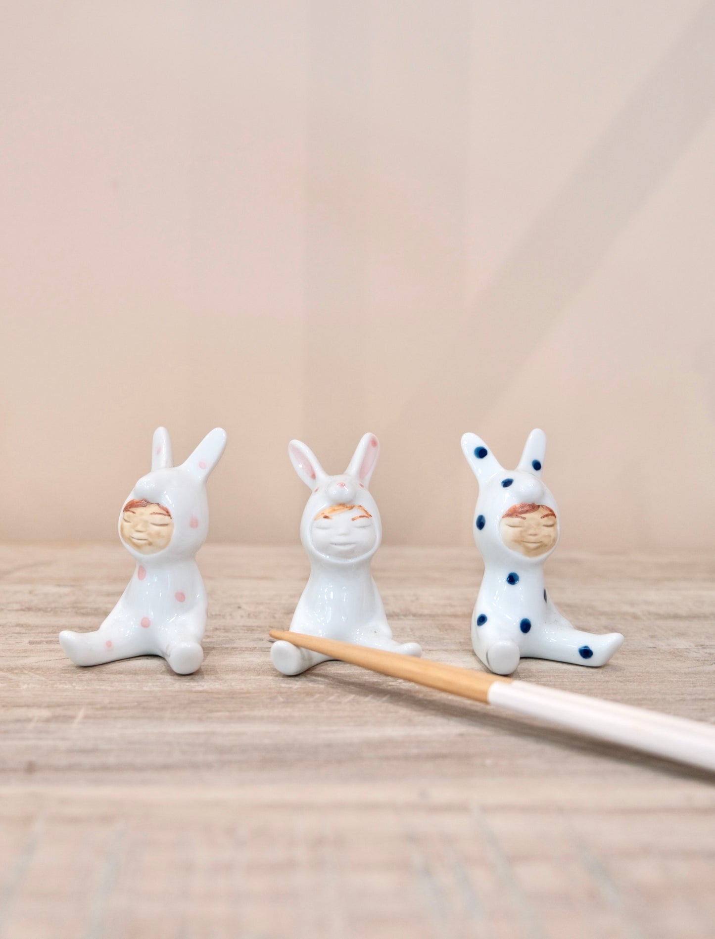 Japan Artisans 北川美宣 Handmade Playful Selection Chopstick Rest- Sitting rabbit