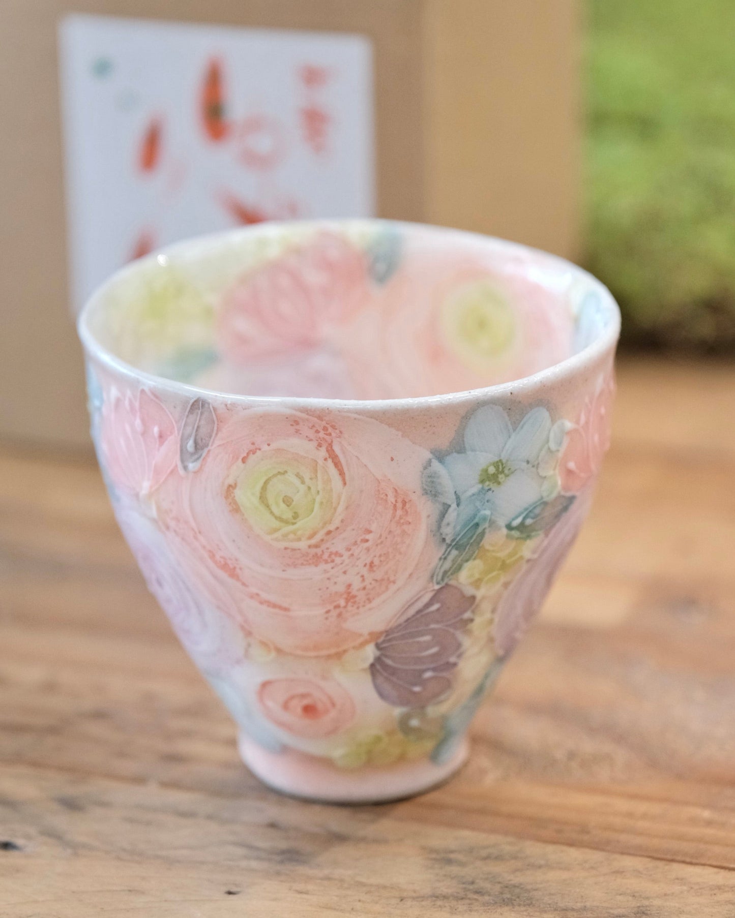 Seto Ware YUZURIHA Flower Tea Cup