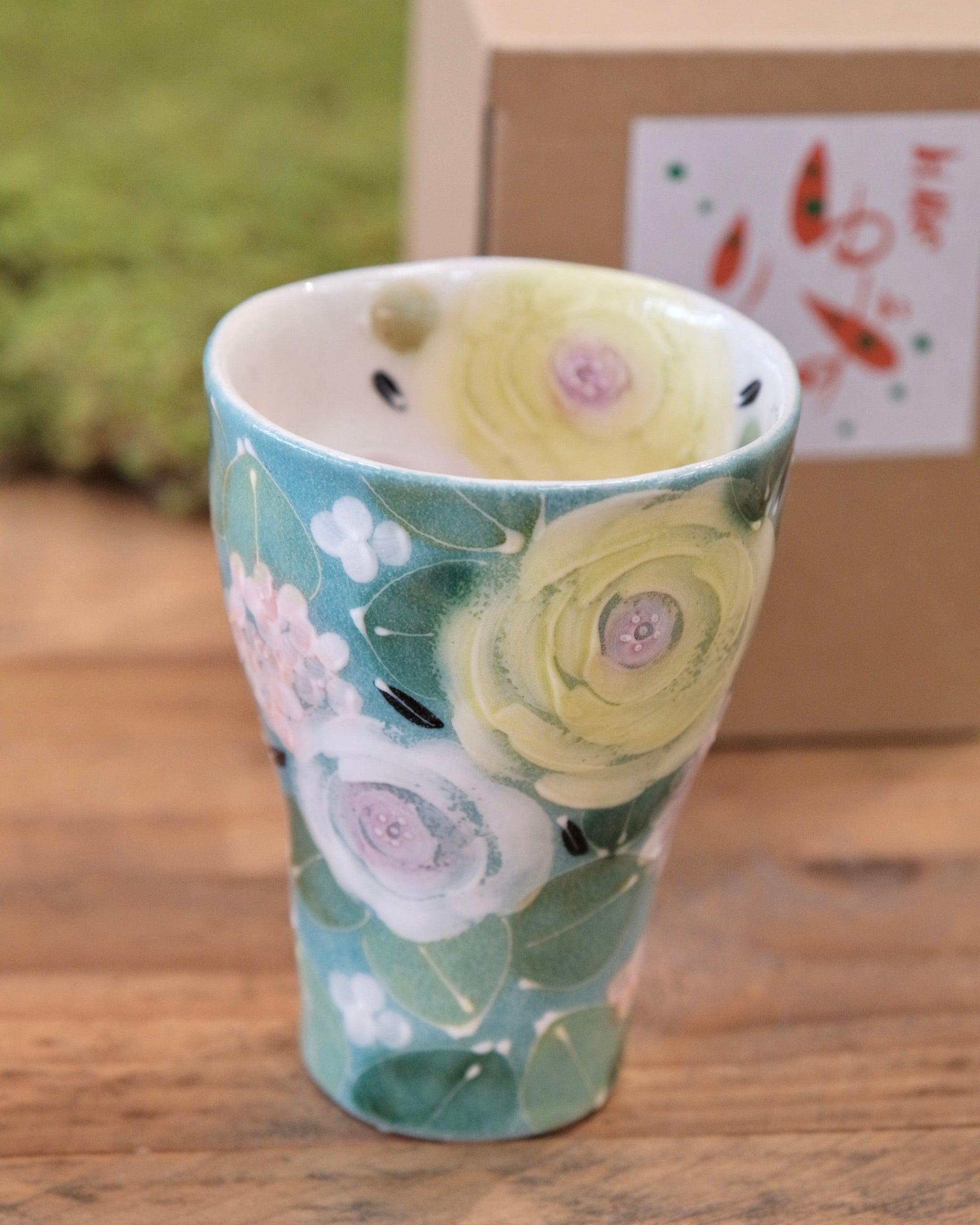 花柄の陶器 YUZURIHA Flower Collection – Orange Market Tableware