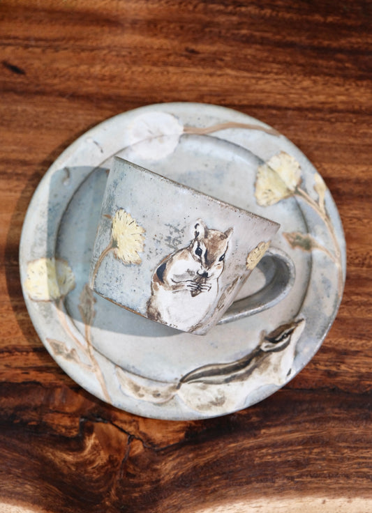 2025 Artisans-森安幸代 Acne Pottery Studio Handmade squirrel Cup and Saucer