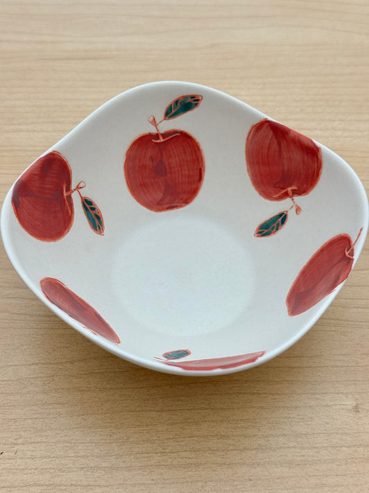 Kikuso Kiln Japan Hasami  handcraft Apple square bowl
