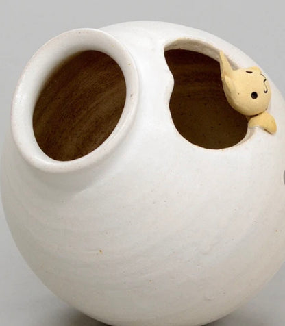 Shigaraki Yaki Rabbit Round Ceramic Flower vase