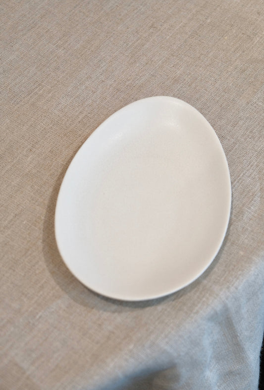 Saliu 'Yui" White Saucer