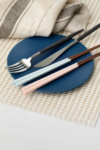 Natural Day chopsticks Gift Set with polka dot chopstick rests