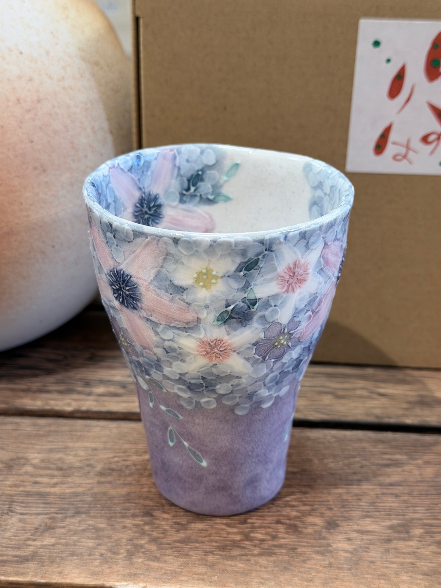 Seto Ware YUZURIHA Flower beer cup