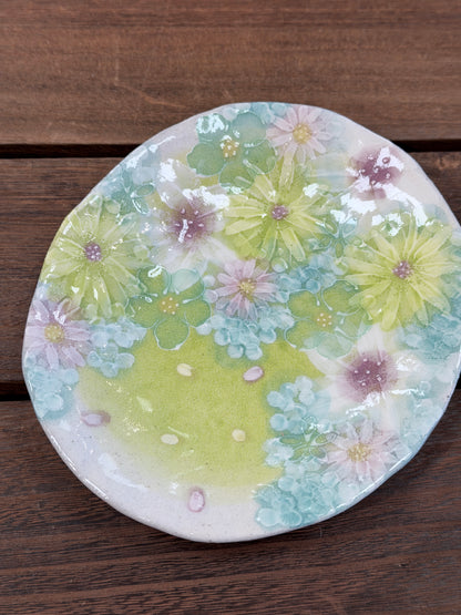 YUZURIHA FLOWER HANDMADE CERAMIC FLOWER Cake plate