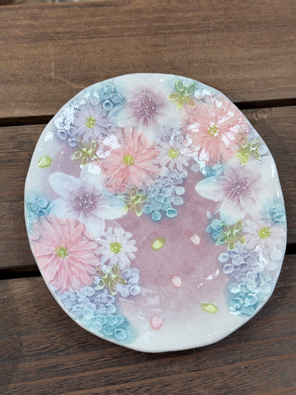 YUZURIHA FLOWER HANDMADE CERAMIC FLOWER Cake plate