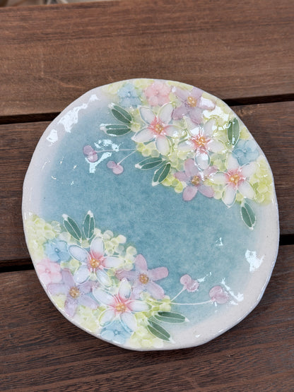 YUZURIHA FLOWER HANDMADE CERAMIC FLOWER Cake plate