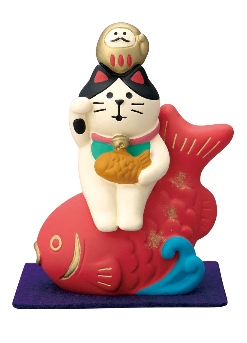 Decole Maneki Neko riding on Sea Bream