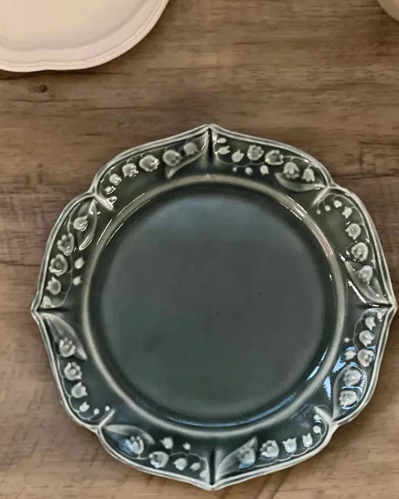 Mashiko ware Lily of the Valley (Suzuran) 8.5 inch plate