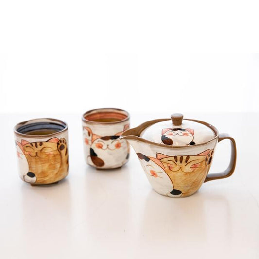 Japan Hasami Hand Made Kittens Square Stand Teacup and Teapot Set