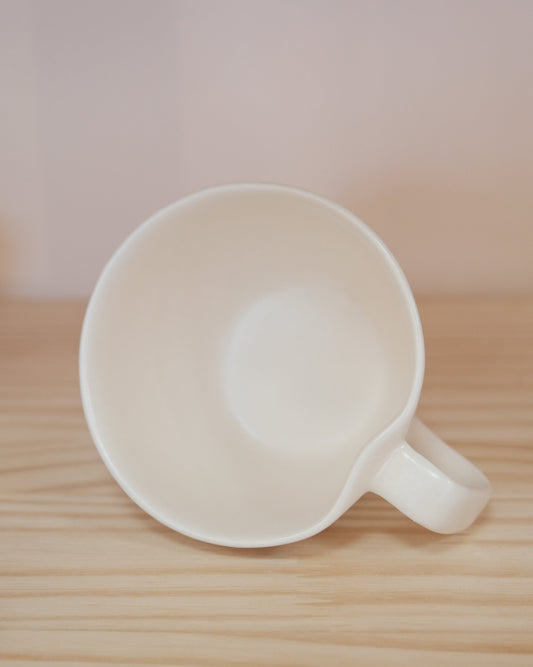 Kikuso Kiln Japan Hasami handcraft Apple soup cup