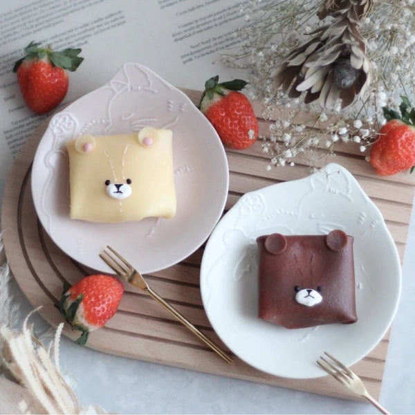 Japan Mino ware Miau Cat Shape Plate