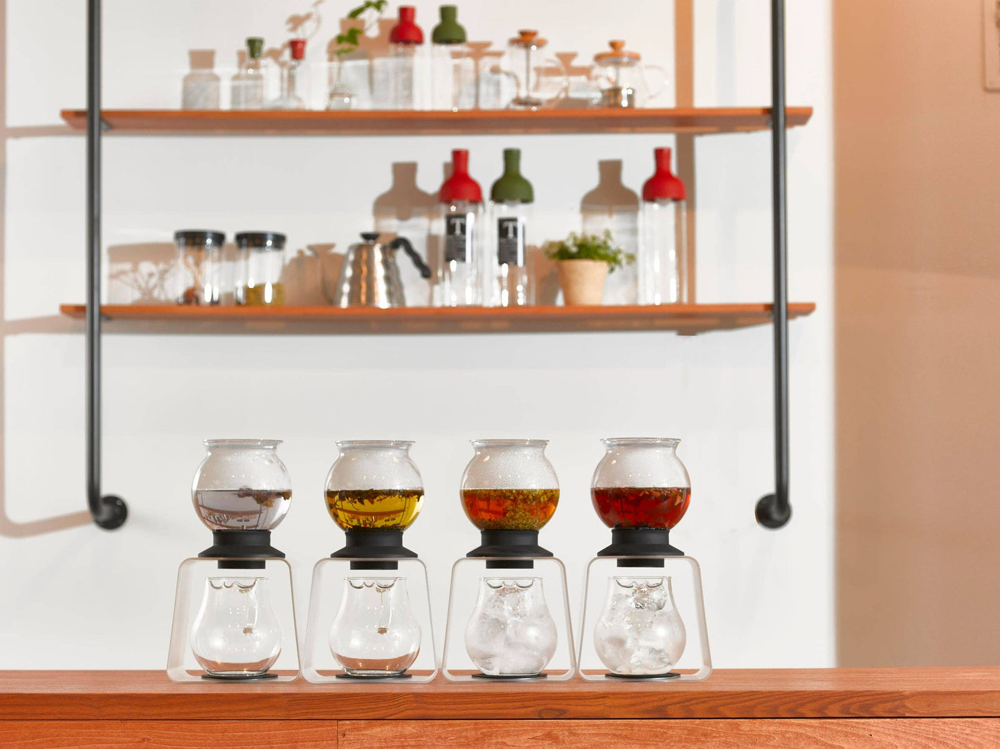 HARIO USA - Tea Dripper LARGO 800 mL Stand Set
