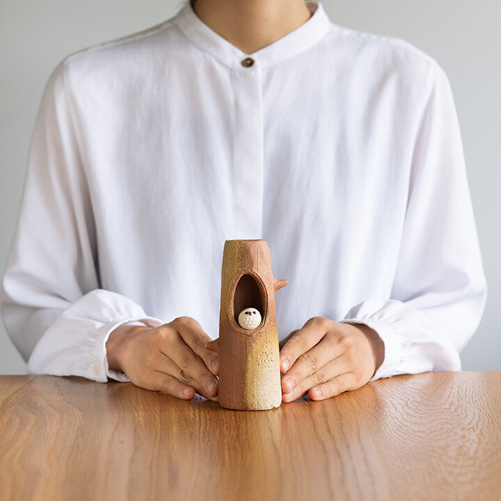 Shigaraki ware Handmade Owl Vase#2 (Gift Box)