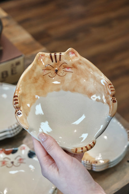 Hasami Ware Handcraft Medium Cat Small Plate
