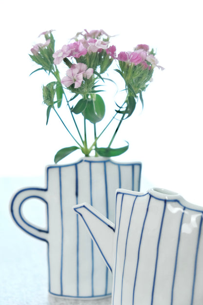Artisans- Mayuki kato-加藤真雪 Reversible design watering can vase