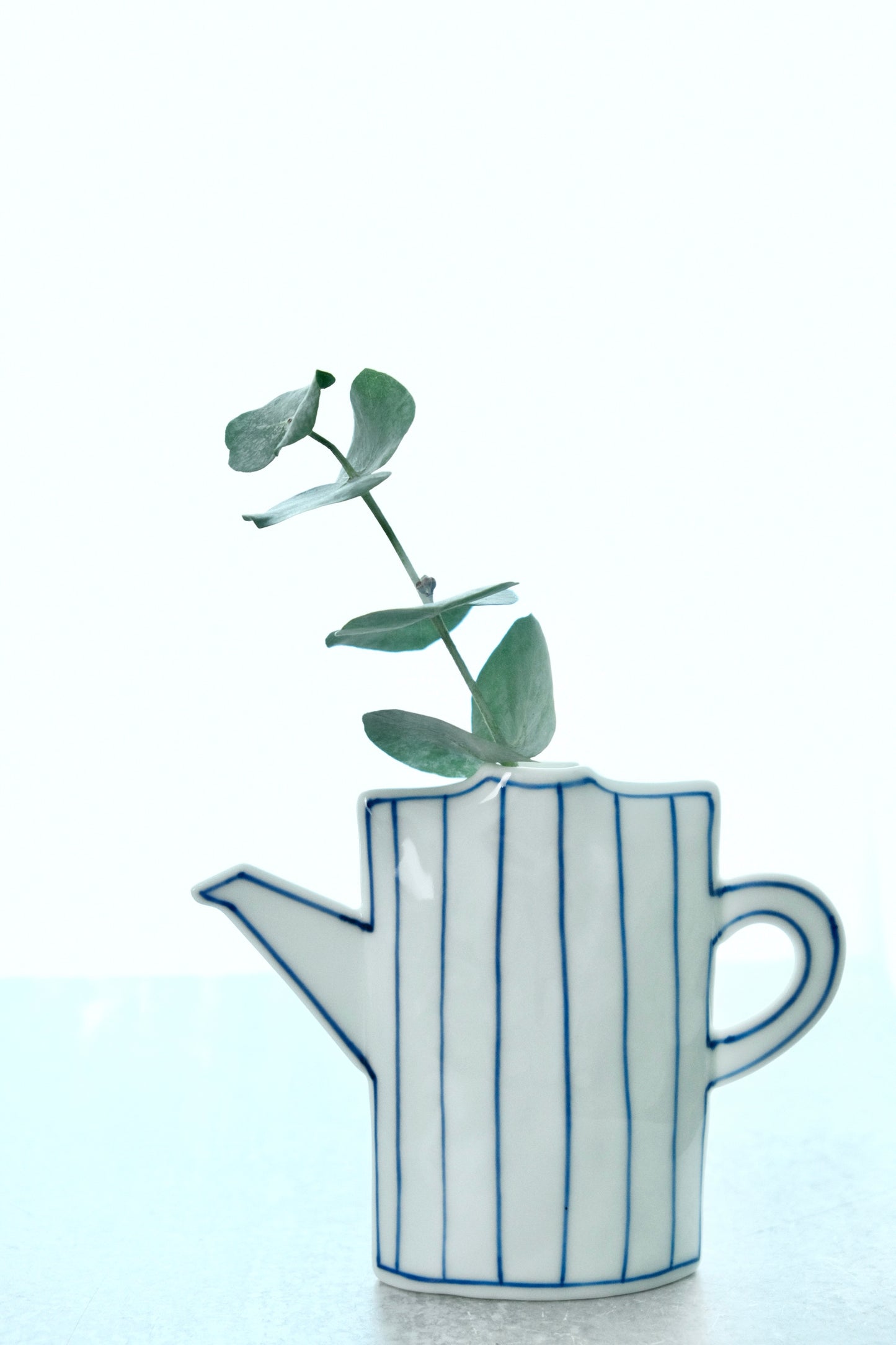Artisans- Mayuki kato-加藤真雪 Reversible design watering can vase
