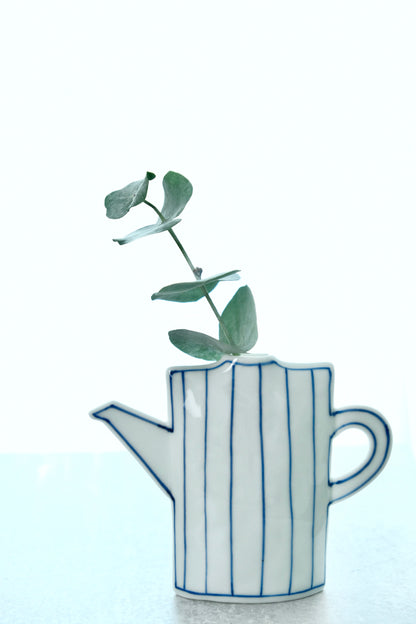 Artisans- Mayuki kato-加藤真雪 Reversible design watering can vase