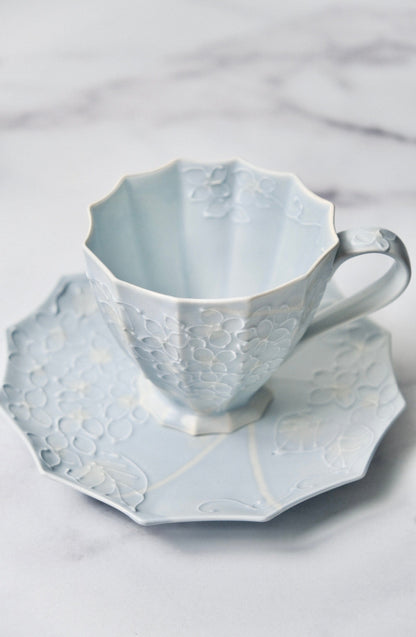 【Limited Edition Ship out 22TH December】 達 久美子 Tatsu Kumiko Purple French Hydrangea Cup and Saucer （Gift Box）