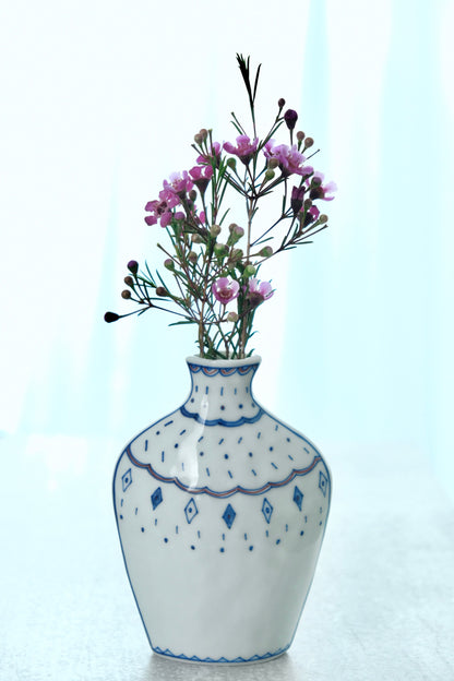 Artisans- Mayuki kato-加藤真雪 Diamond Flower Vase