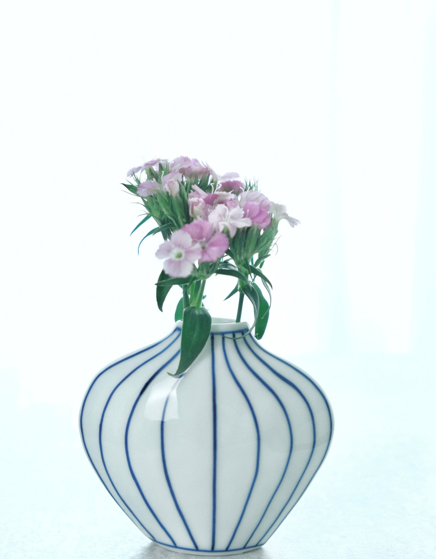Artisans- Mayuki kato-加藤真雪 Stripe Vase