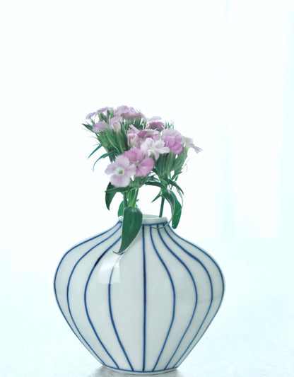 Artisans- Mayuki kato-加藤真雪 Stripe Vase